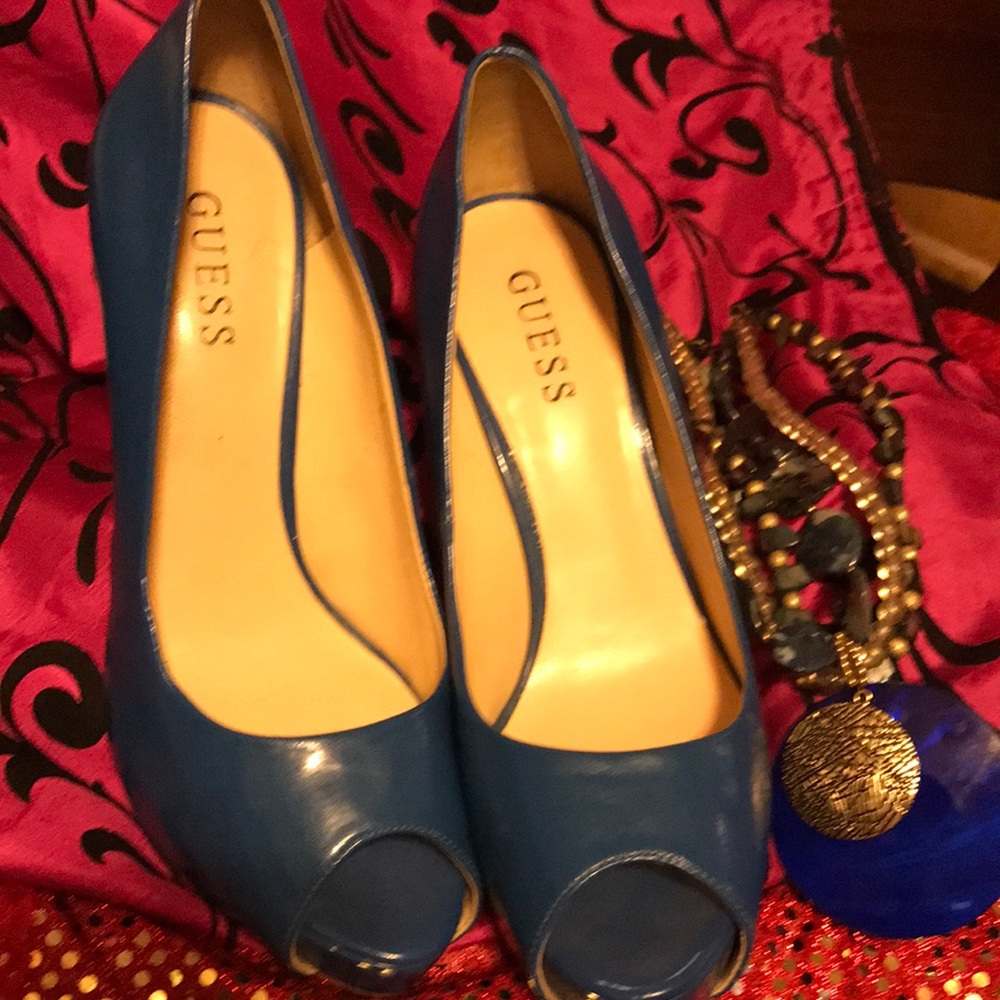 Royal blue Guess heels